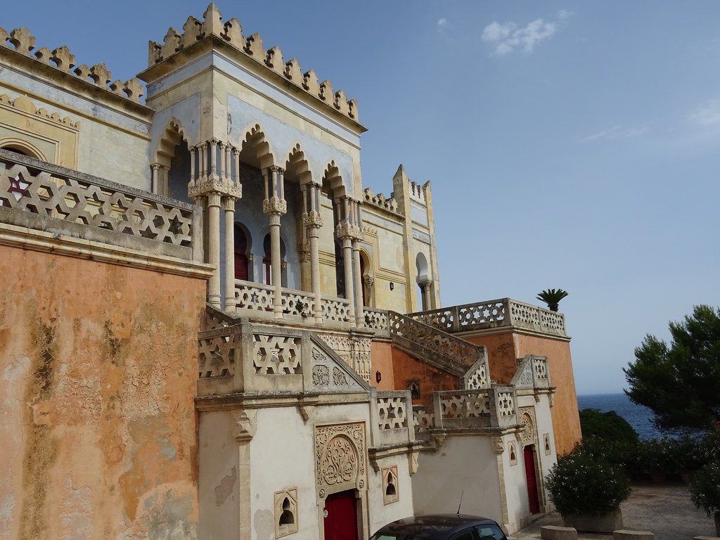 Le palais mauresque de Santa Cesarea Terme, dans le Salento